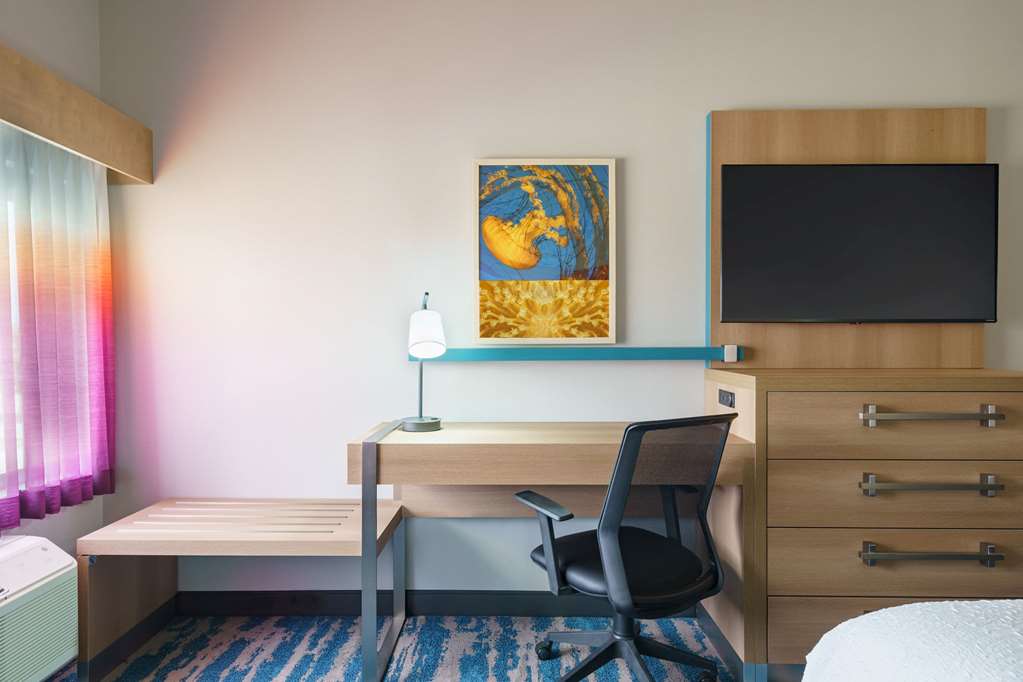 la quinta inn and suites by wyndham san antonio seaworld lafb