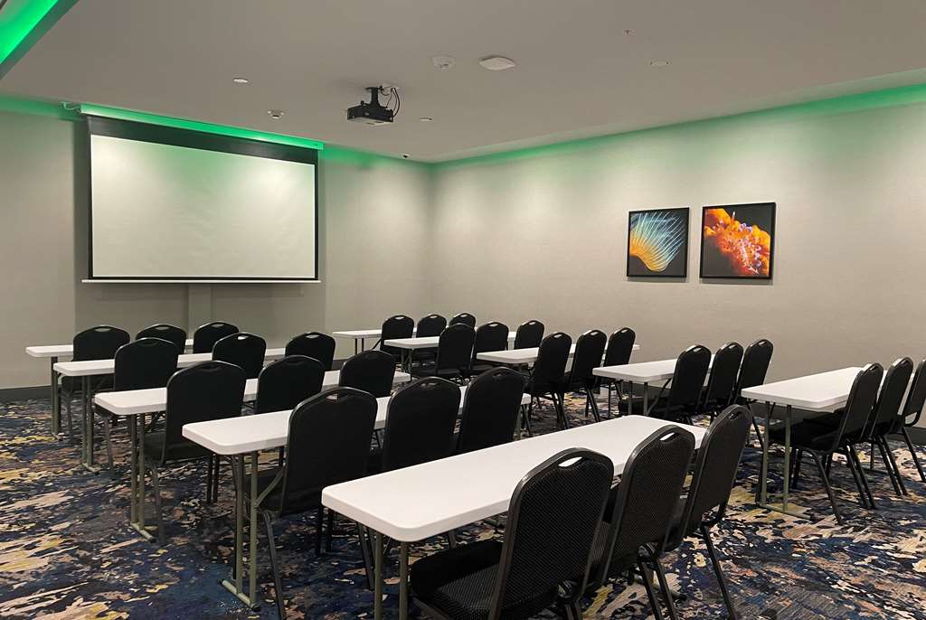 la quinta inn and suites by wyndham san antonio seaworld lafb