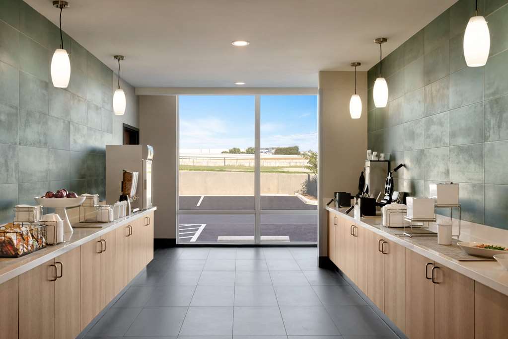 la quinta inn and suites by wyndham san antonio seaworld lafb