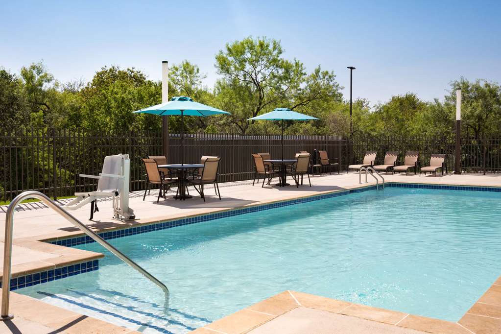 la quinta inn and suites by wyndham san antonio seaworld lafb