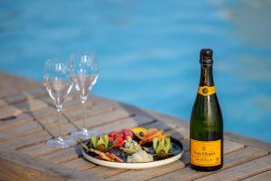 insula boutique hotel
