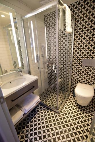 the row taksim hotel