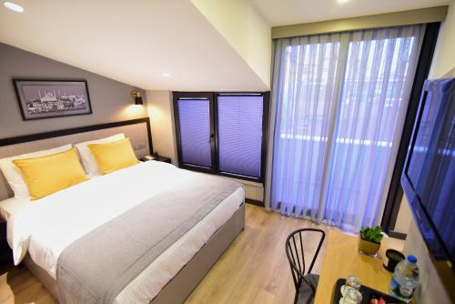 the row taksim hotel