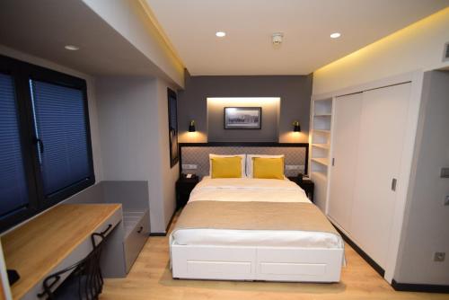 the row taksim hotel