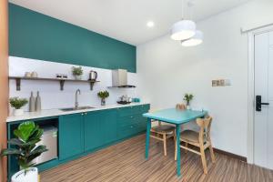 cozrum smart first target hotel