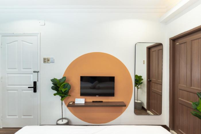 cozrum smart first target hotel