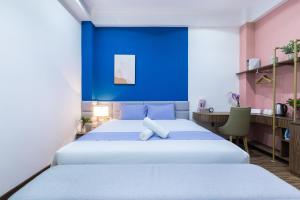 cozrum smart first target hotel