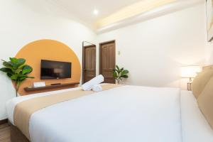 cozrum smart first target hotel