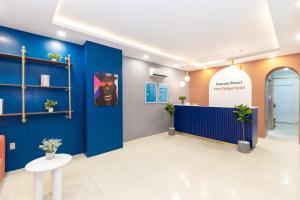 cozrum smart first target hotel