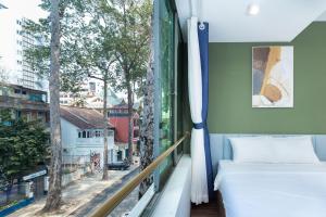 cozrum smart first target hotel