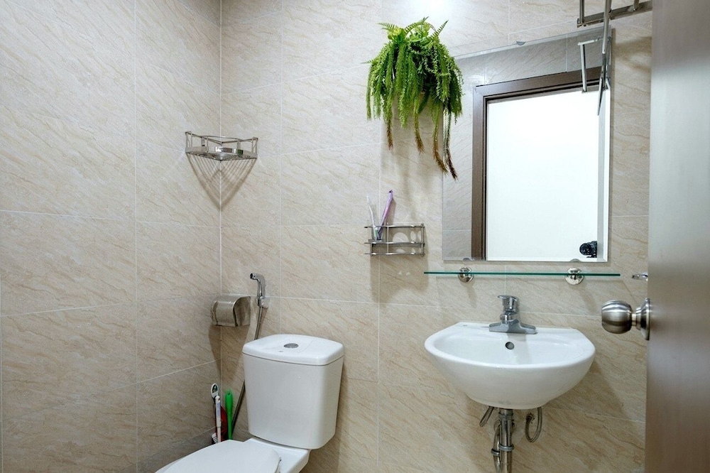 hqh sea view apartment