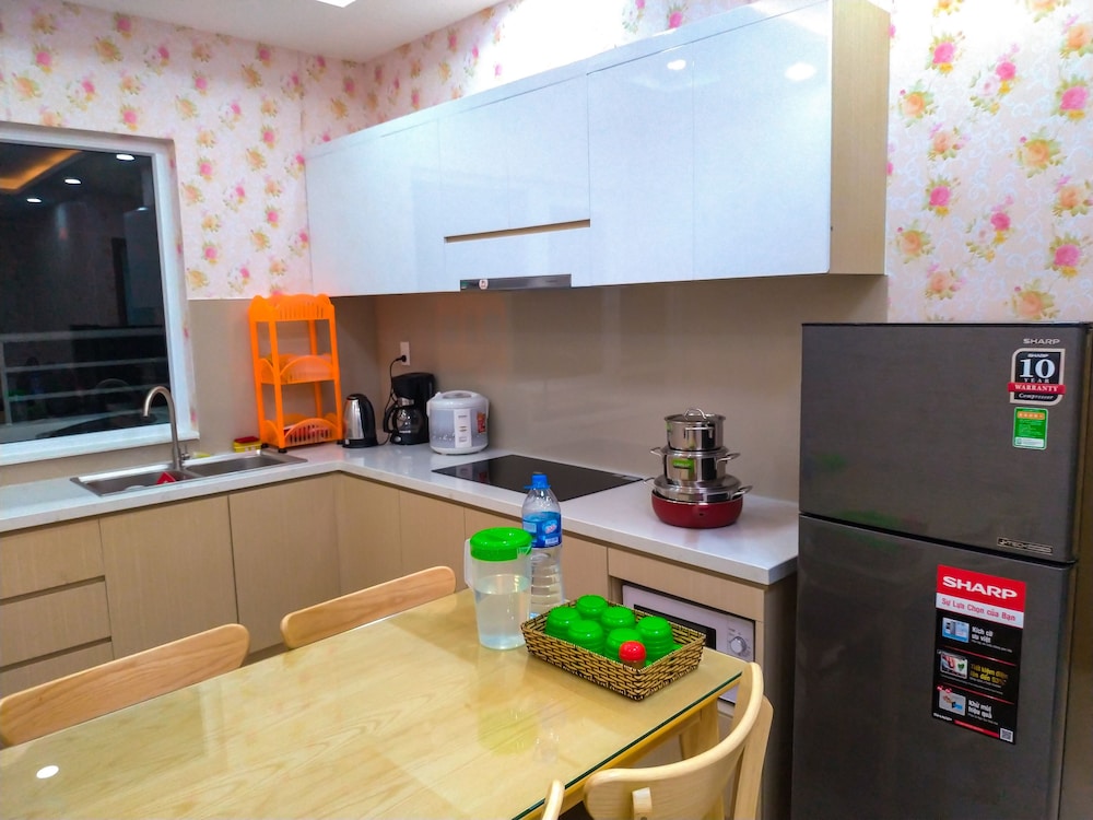 hqh sea view apartment