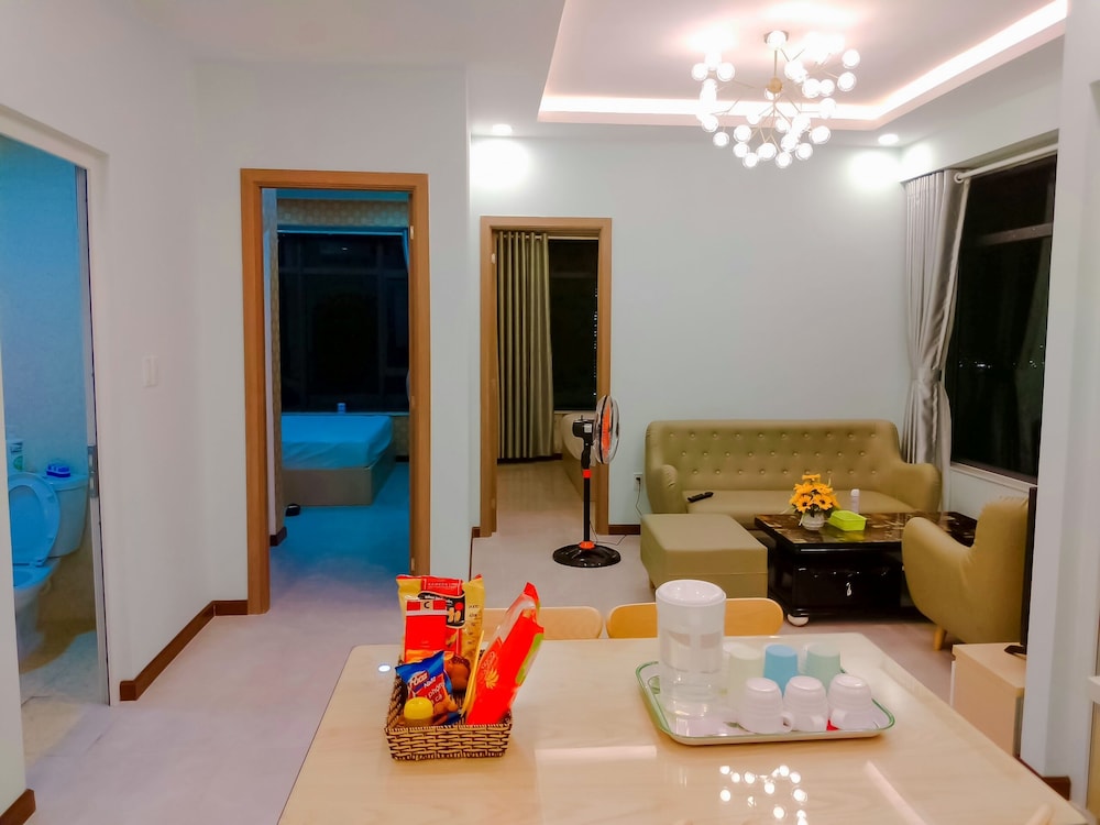 hqh sea view apartment