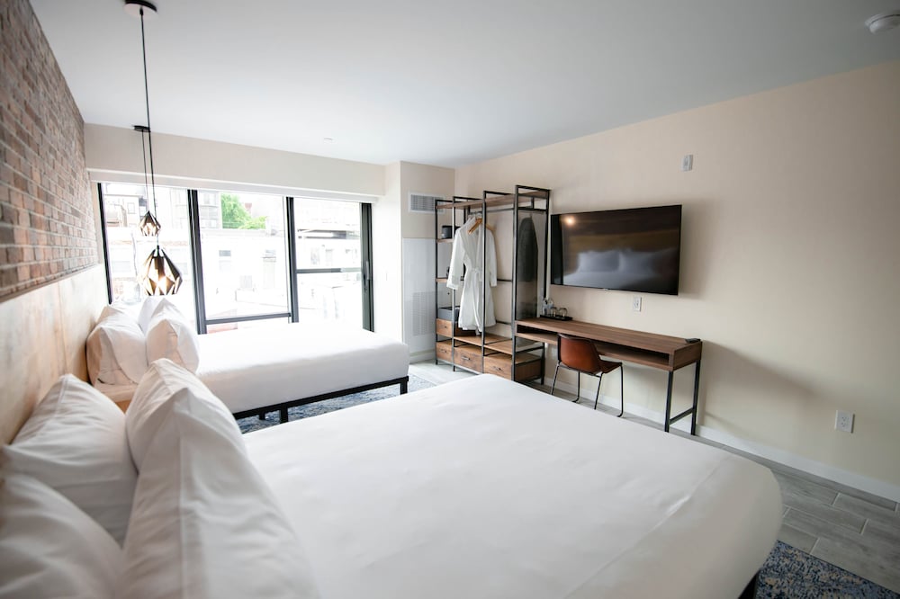 the maj hotel