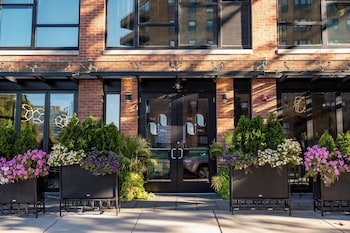 the maj hotel