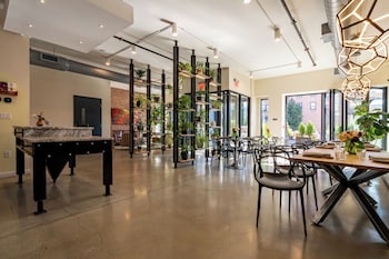 the maj hotel
