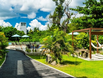 odysis onna resort hotel