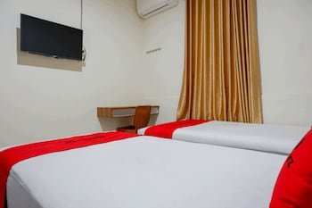 reddoorz near living plaza purwokerto