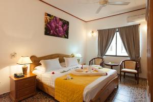 orchid self catering apartment