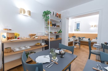 arche design rooms and suites