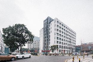 baseliving zhangjiang serviced apartment