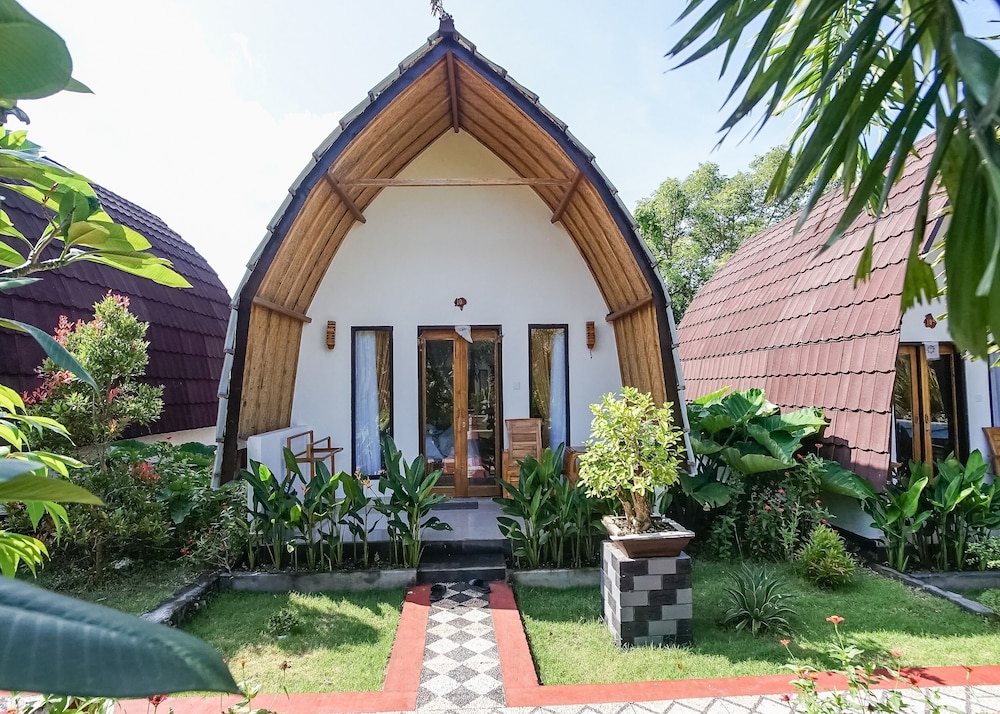 penida sunset ocean view bungalows