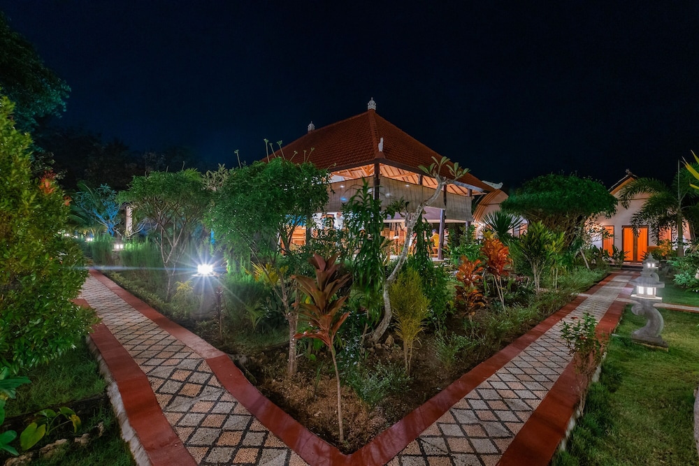 penida sunset ocean view bungalows