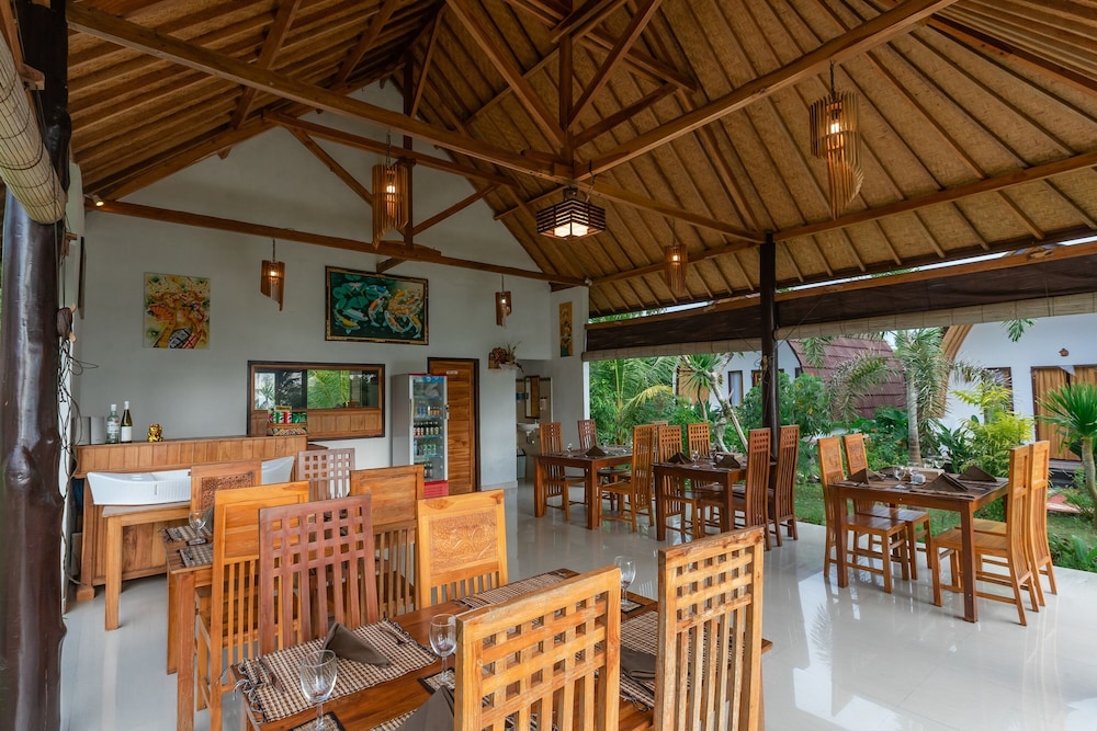 penida sunset ocean view bungalows