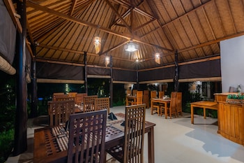 penida sunset ocean view bungalows