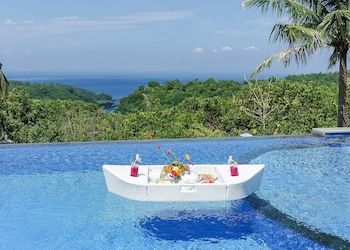 penida sunset ocean view bungalows