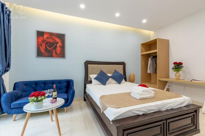 the lake view west lake lotus