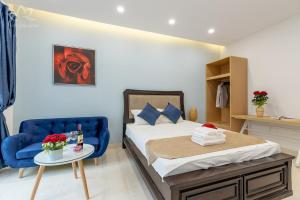 the lake view west lake lotus