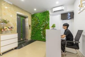 the lake view west lake lotus