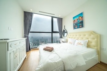 bom homes vinhomes skylake serviced apartment