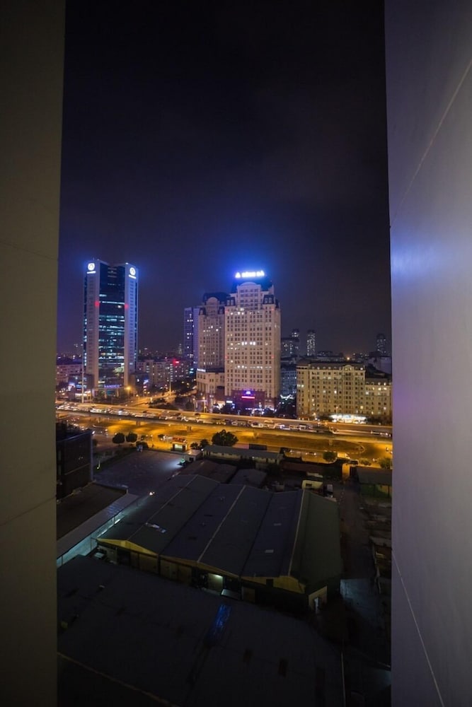 bom homes vinhomes skylake serviced apartment