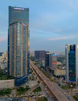 bom homes vinhomes skylake serviced apartment