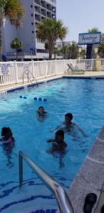 The Anchor Hotel,401 N Ocean Blvd,2.5 star