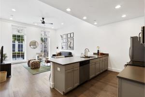 roami at bourbon place