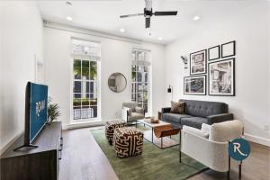 roami at bourbon place