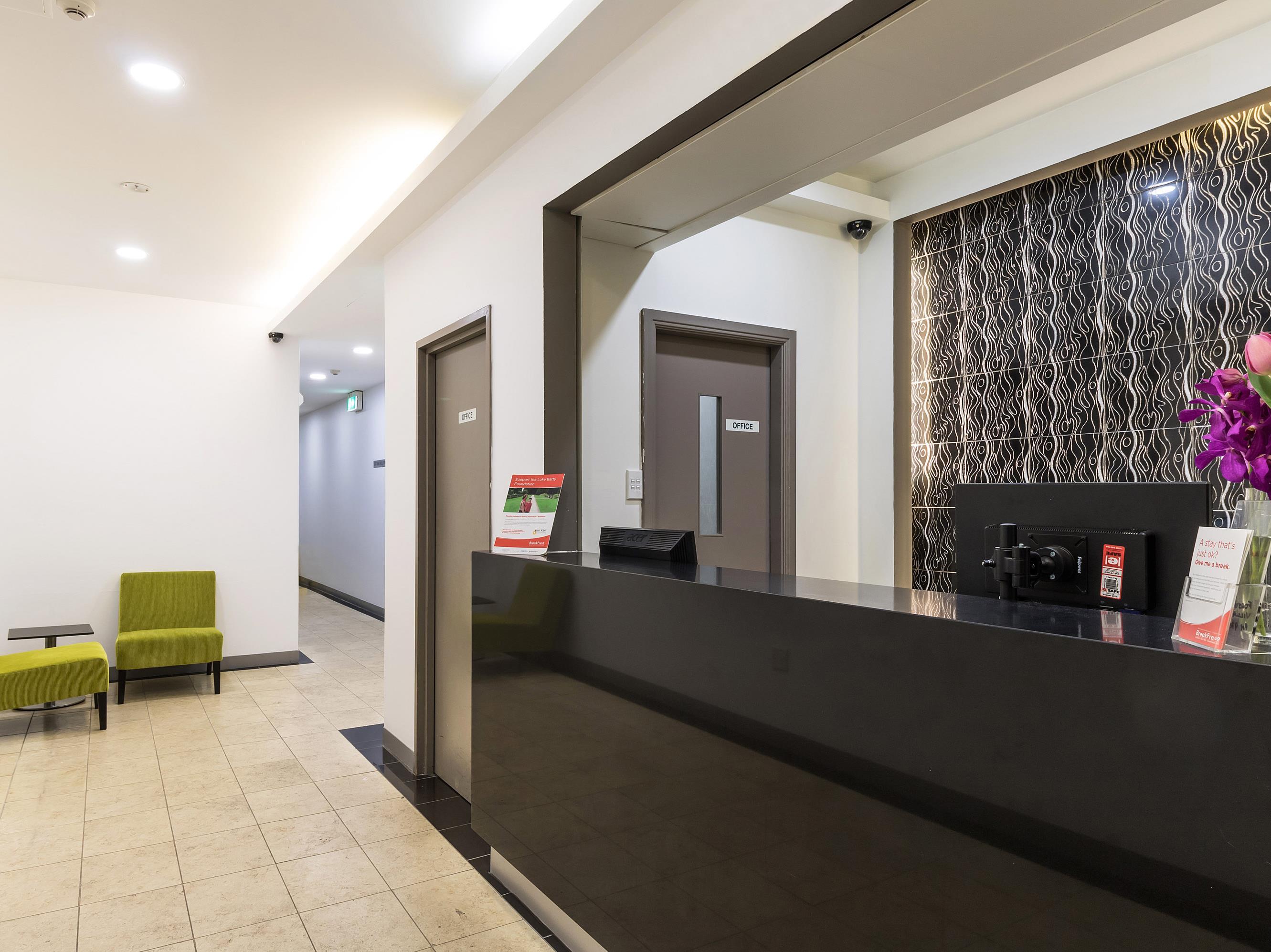 the clarence hotel sydney