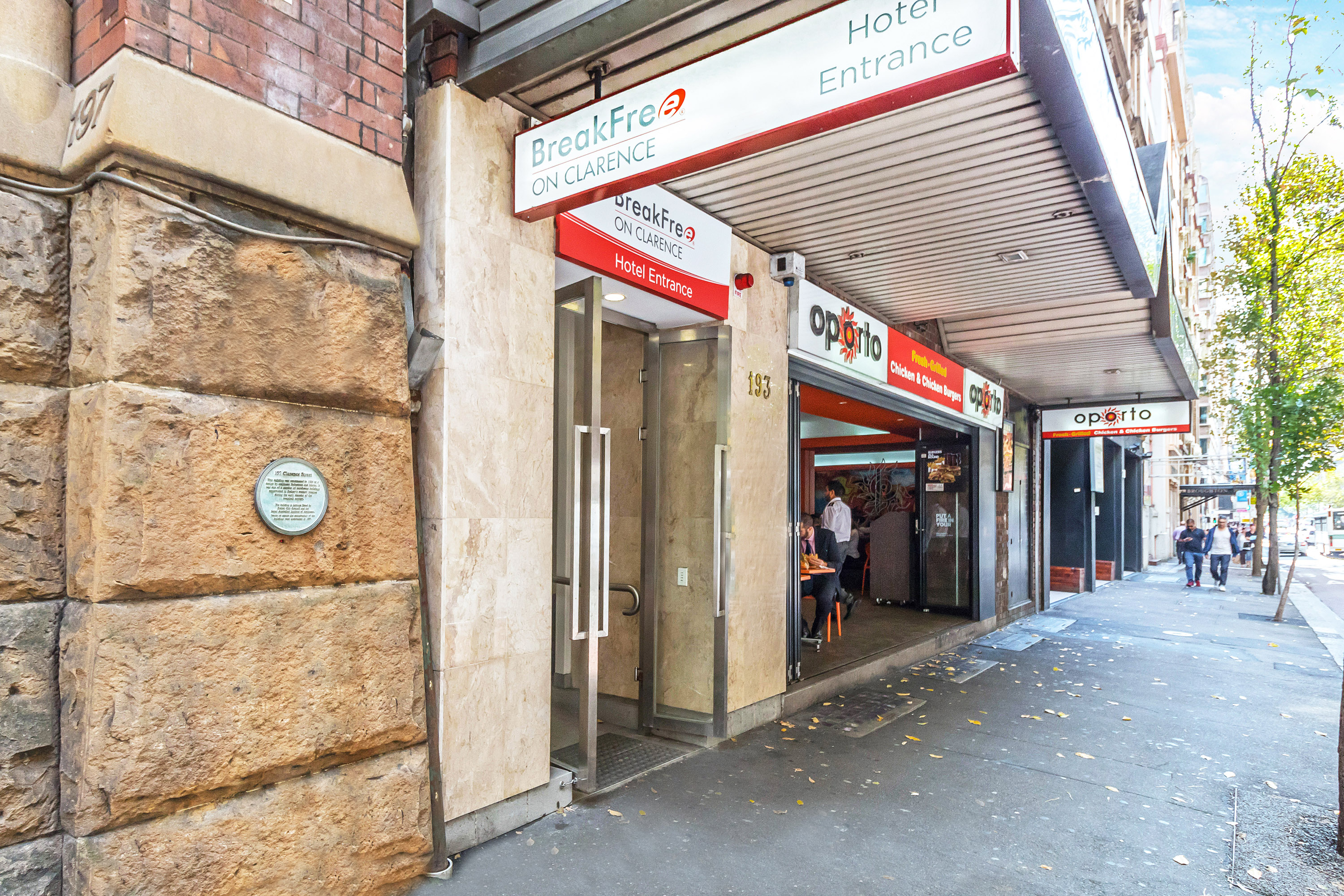 the clarence hotel sydney