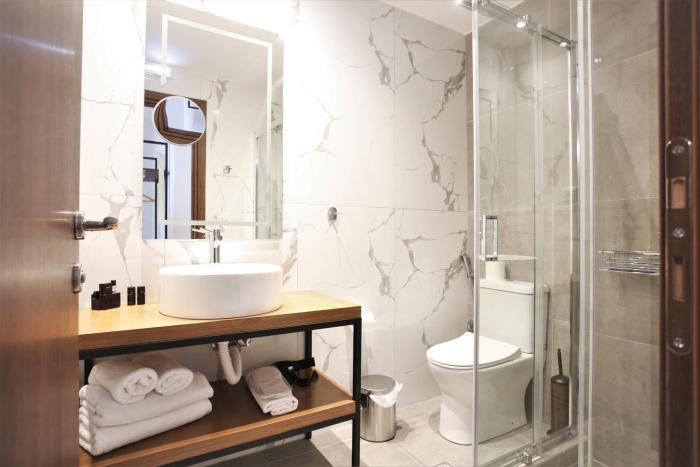 markopoulo mesogaias