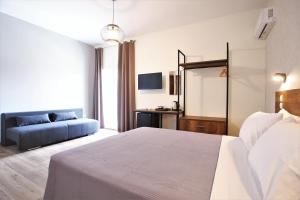 markopoulo mesogaias