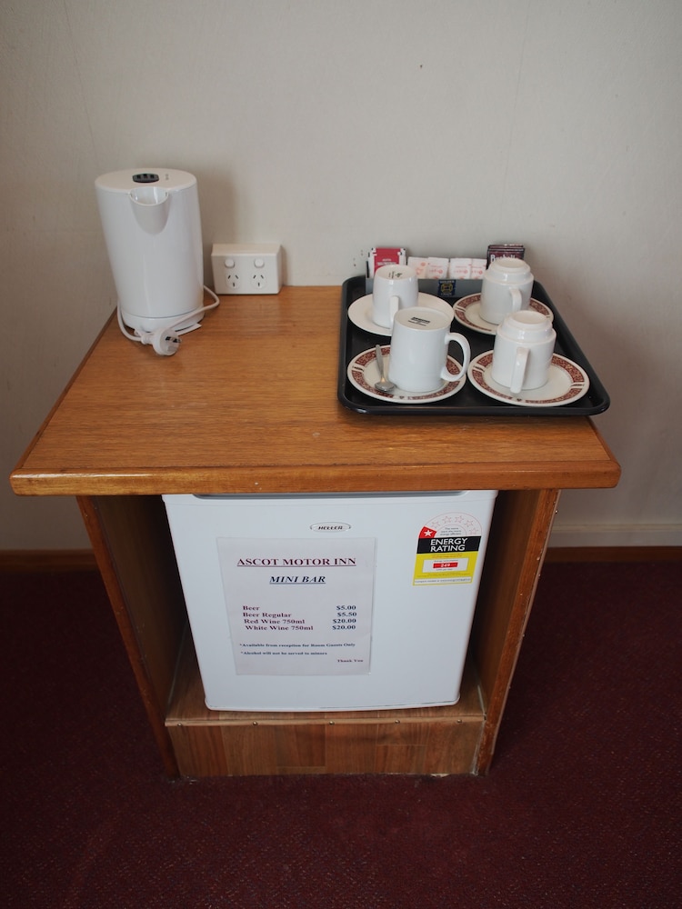 the ascot motel