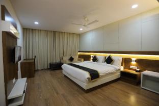 the grand astoria somnath