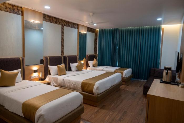 the grand astoria somnath