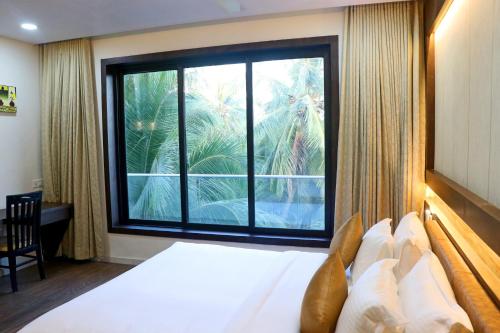 the grand astoria somnath