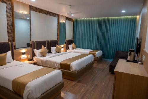 the grand astoria somnath