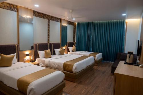 the grand astoria somnath