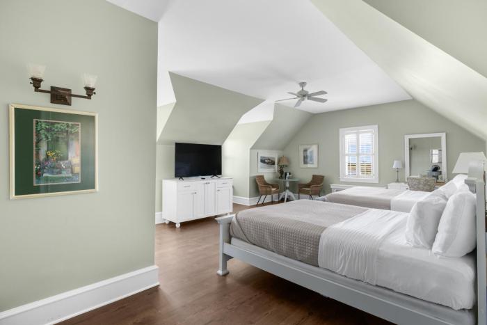 the tranquil house inn